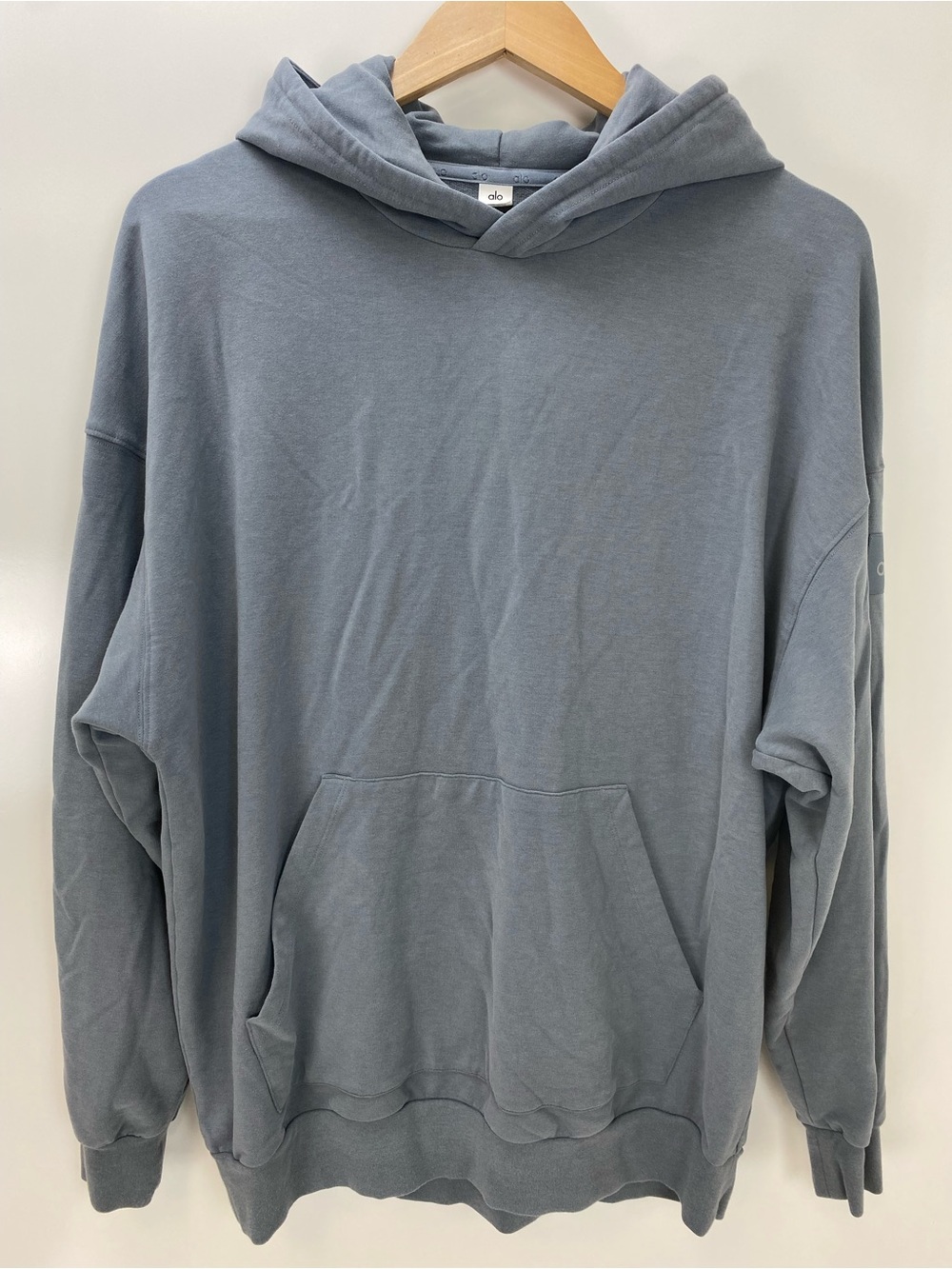 ALO Yoga Men’s Dusty Blue Pullover Hoodie